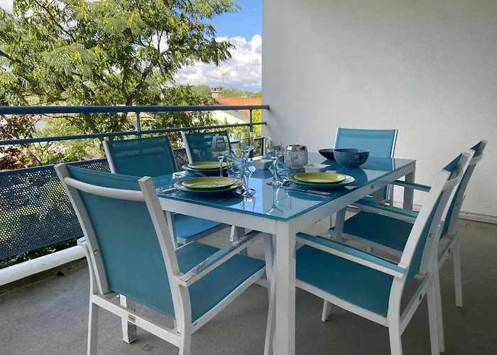 公寓 : 2* Avec Piscine Et Balcon - Fr-1-738-39 *