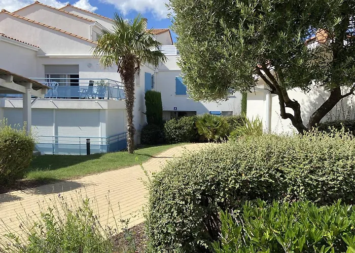 : 2* Avec Piscine Et Balcon - Fr-1-738-39 * 福克斯索梅尔